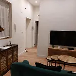 Hidden Gem Pasquin Suites In Mercado Central